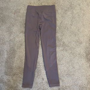 Lulu lemon leggings. Size 6. Purple.